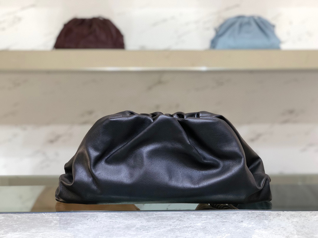 보테가베네타 파우치 인트레치아토 여자가방