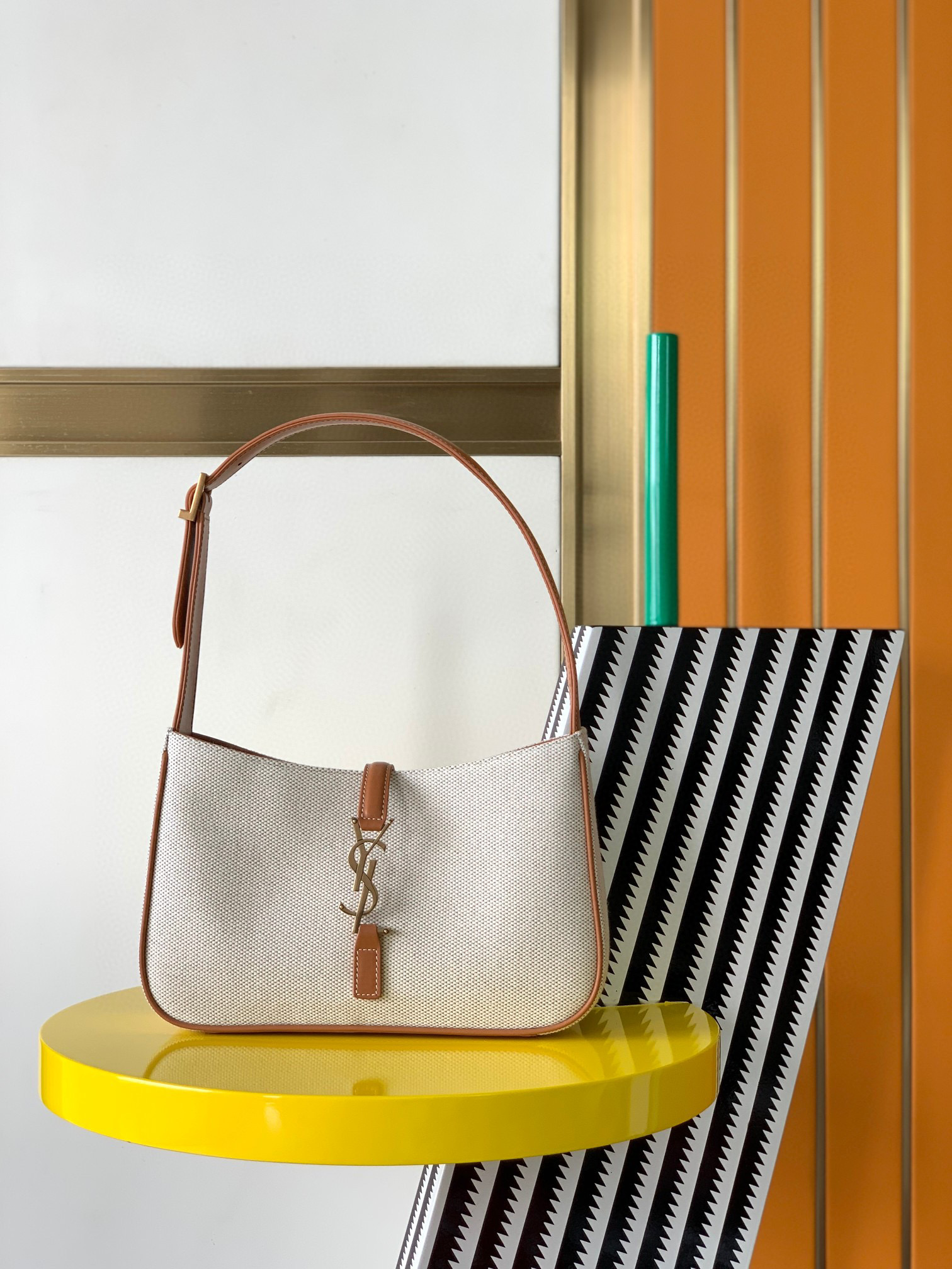 생로랑  여자가방 657228