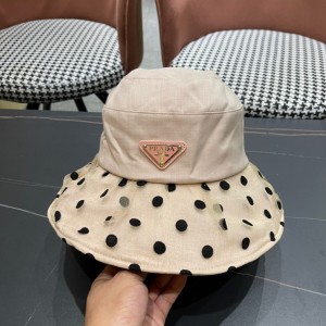 프라다 모자