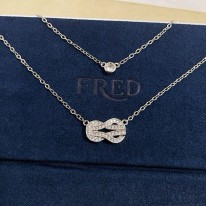 프레드 목걸이