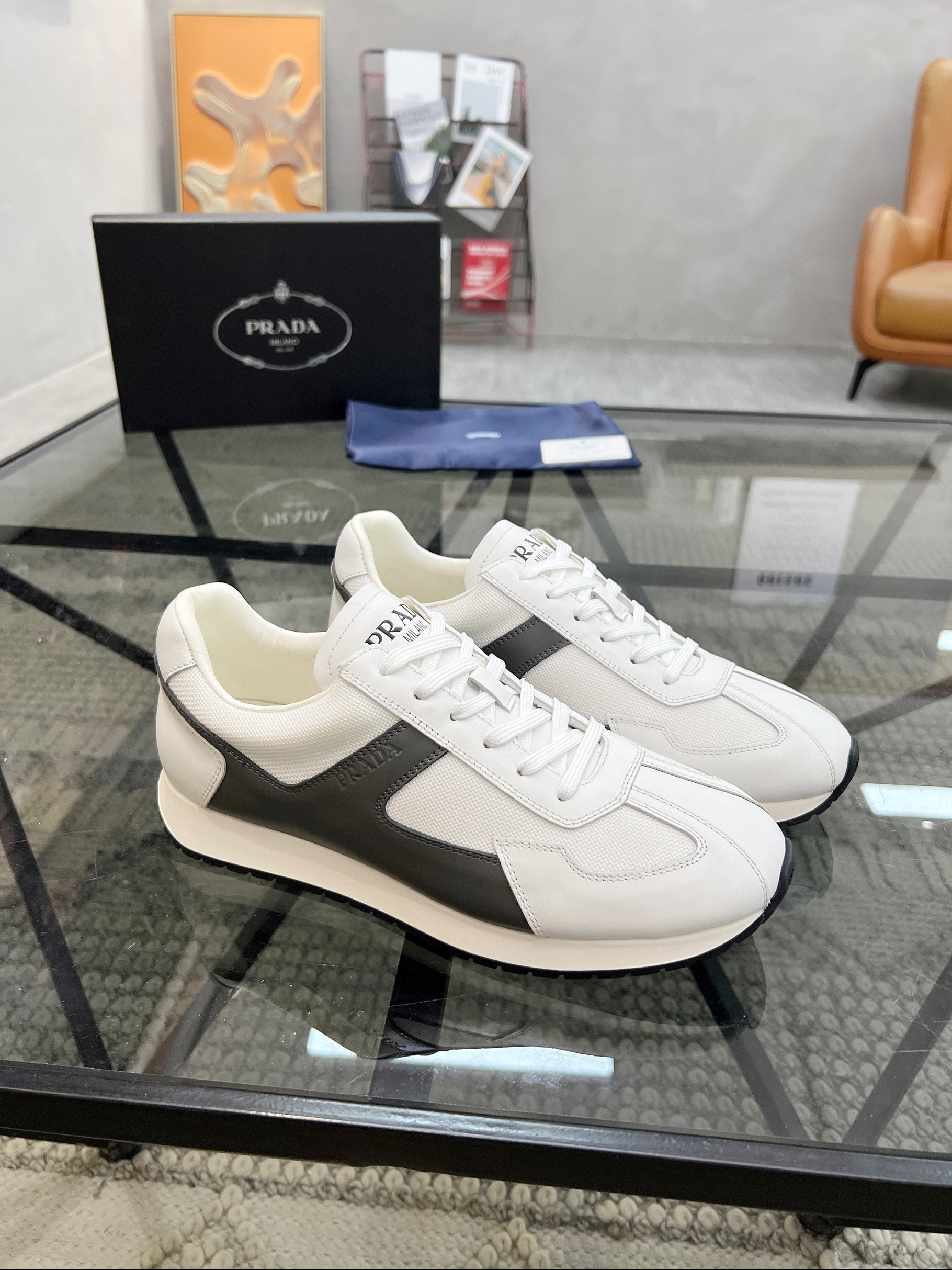 프라다 남자 스니커즈 신발 운동화