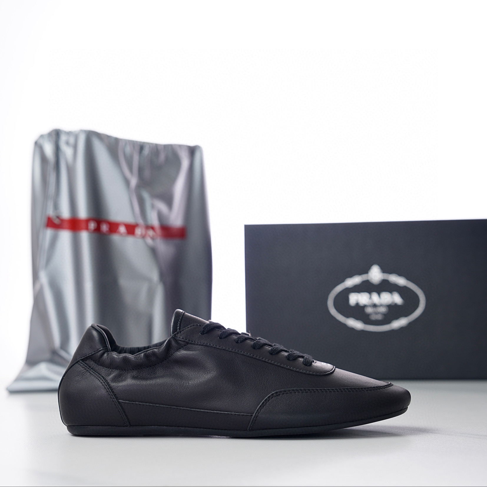 프라다 남자 스니커즈 신발 운동화