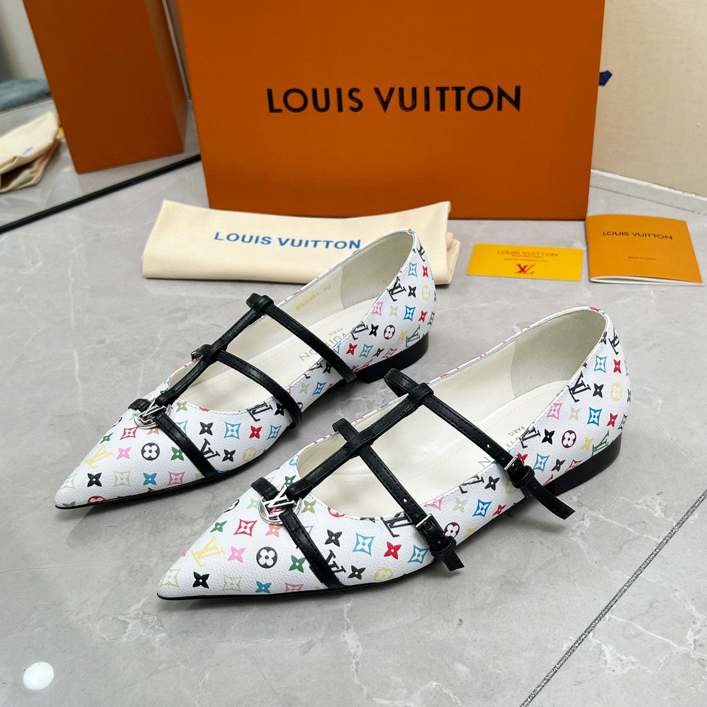 루이비통 여자 구두 1.5cm