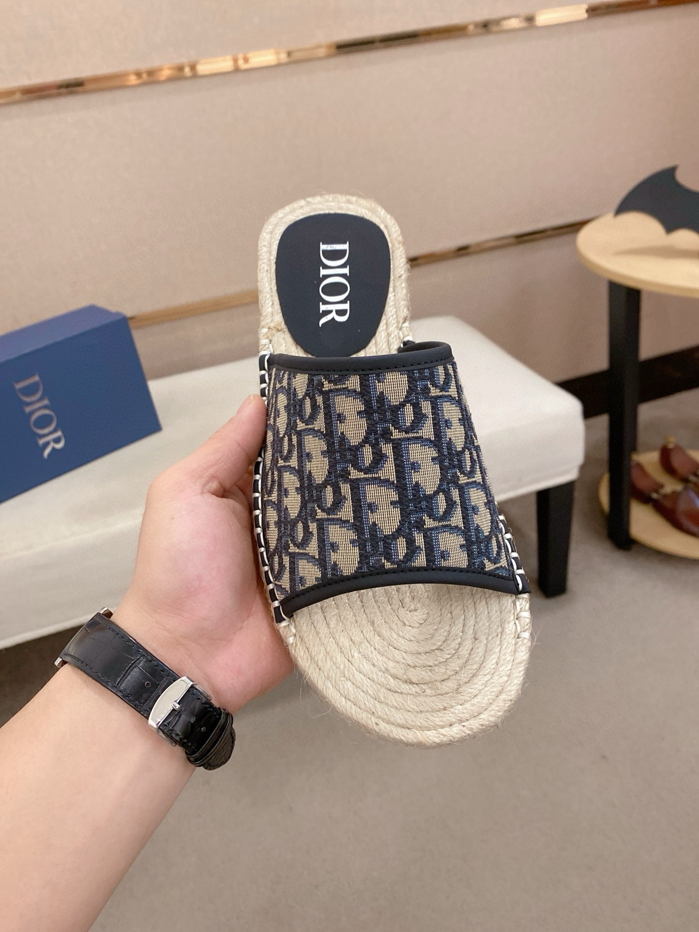 디올 남자 슬리퍼