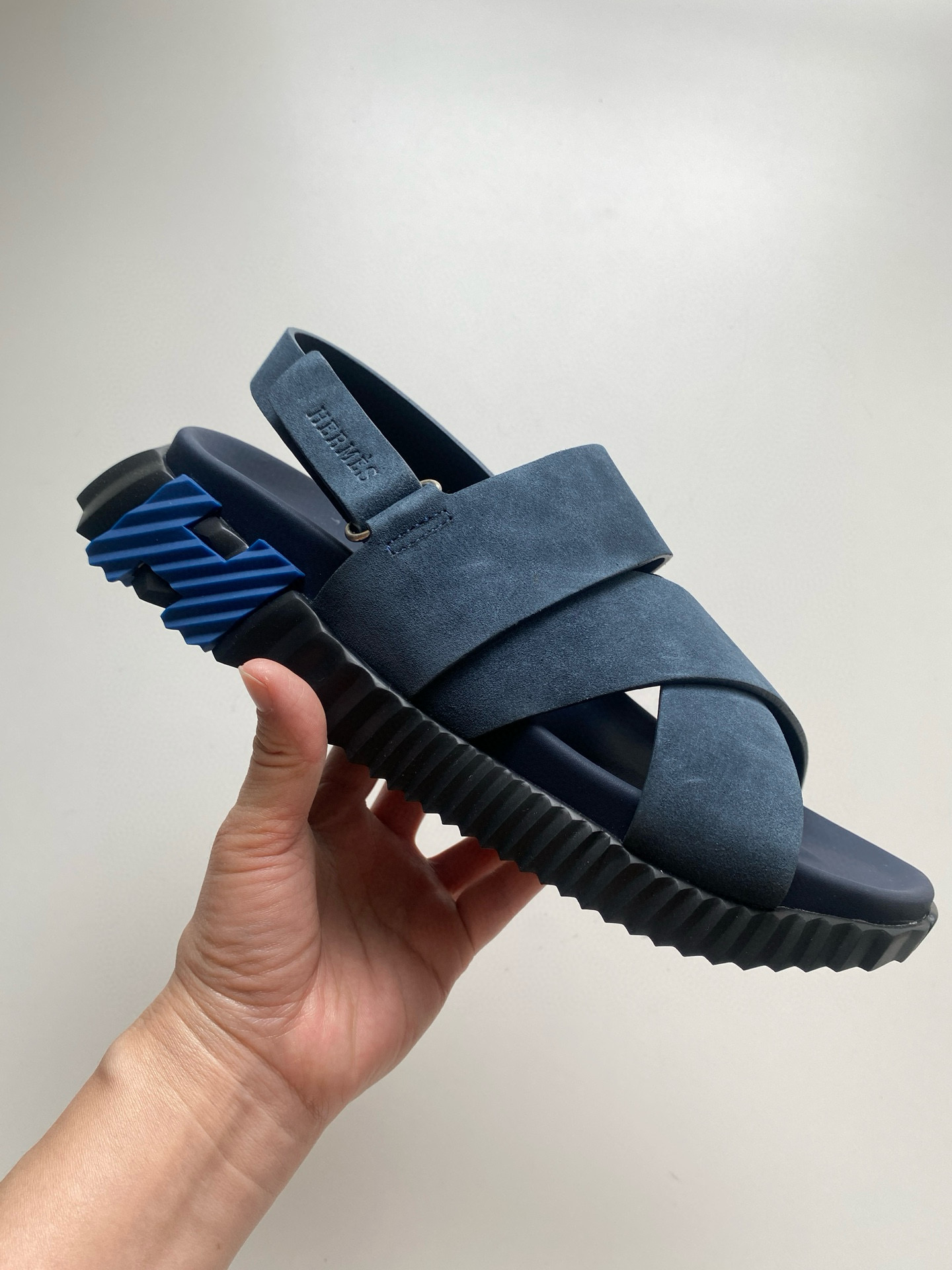 에르메스 남자 샌들