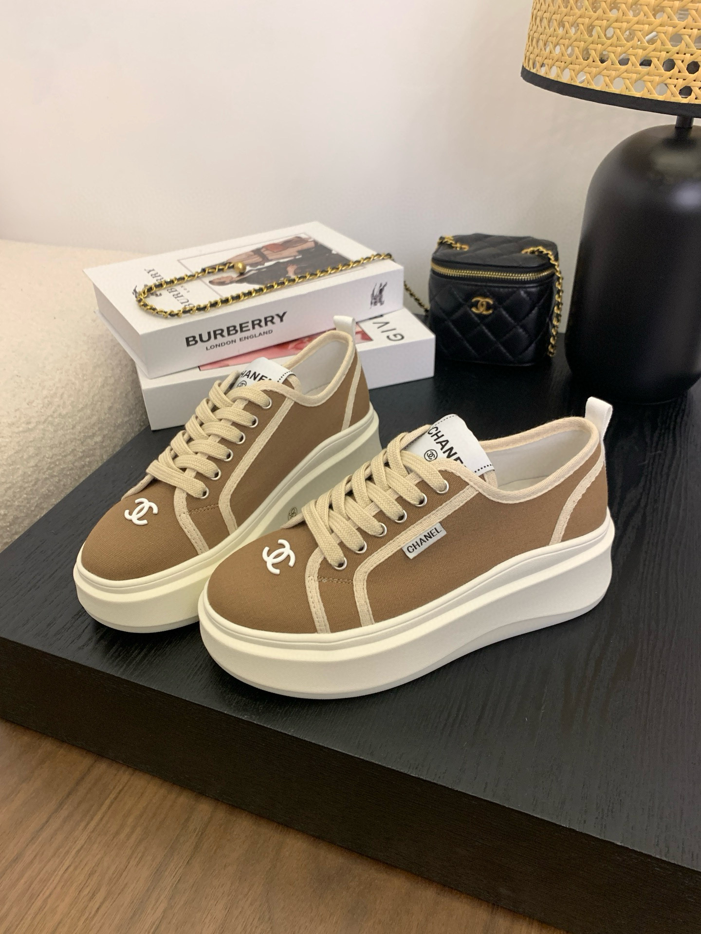 샤넬 여자 신발 운동화 스니커즈