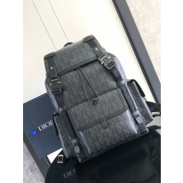 디올 백팩