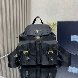 프라다 1BZ677 백팩