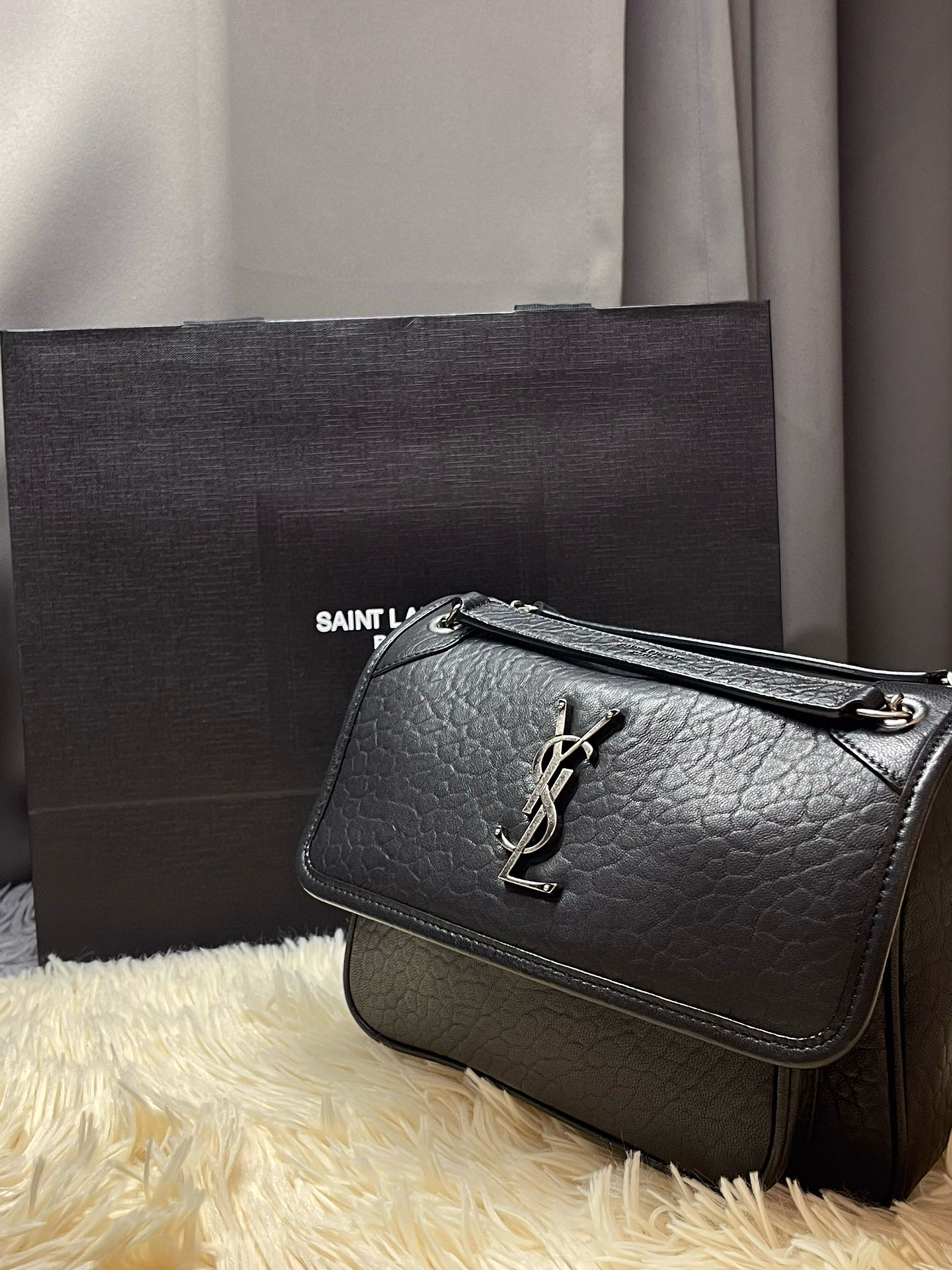 생로랑 633179 여자가방