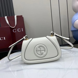 구찌 여자가방 815700