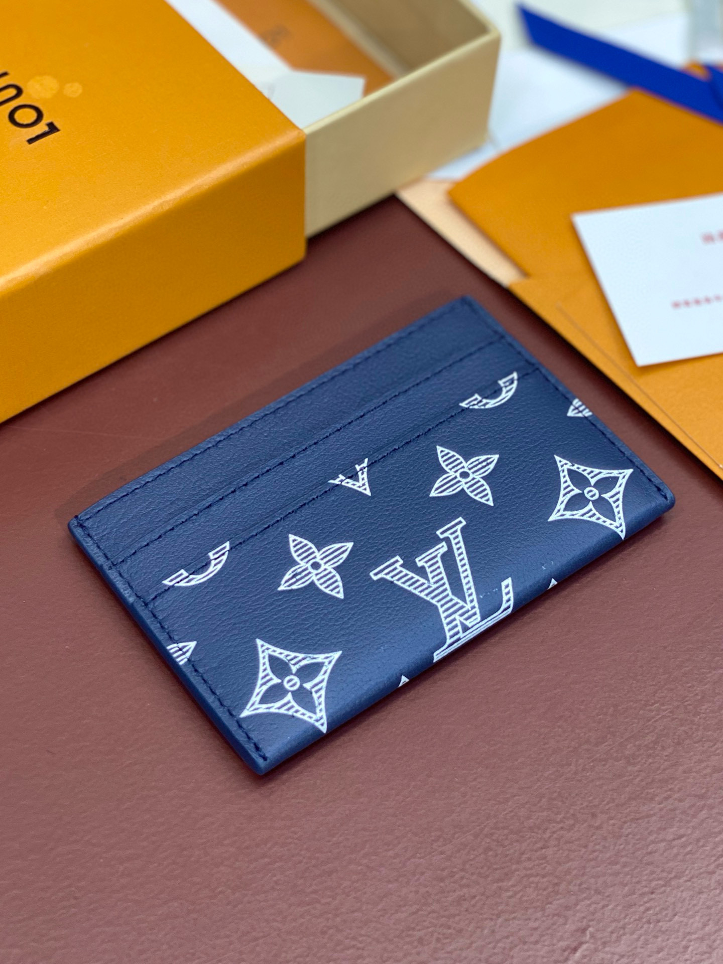 루이비통 카드지갑 M83699