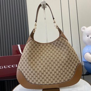 구찌 여자가방 815924