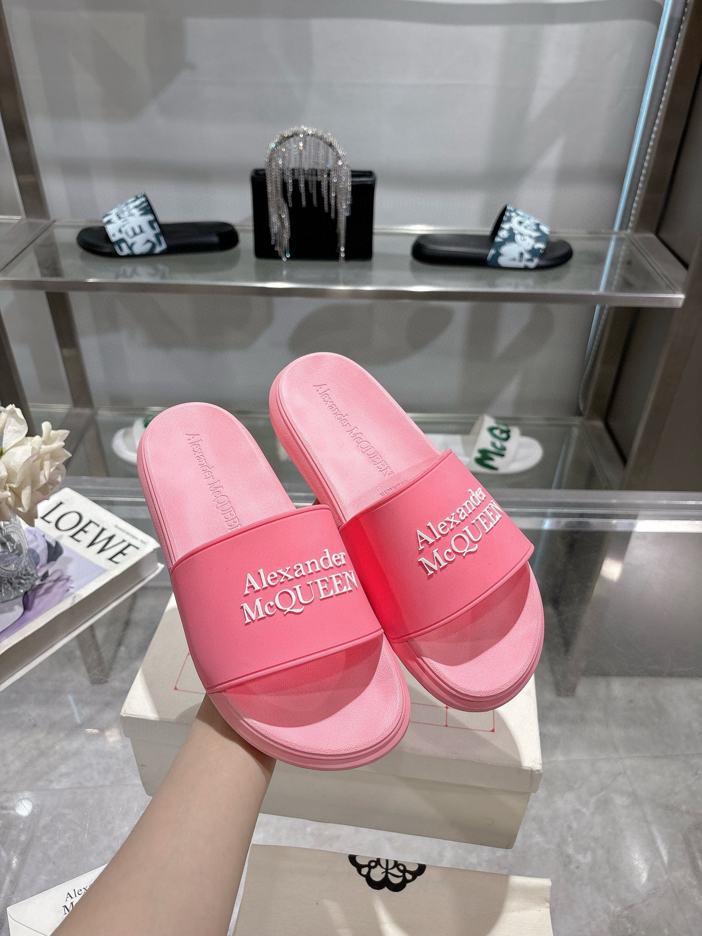 알렉산더 맥퀸 남녀공용 슬리퍼
