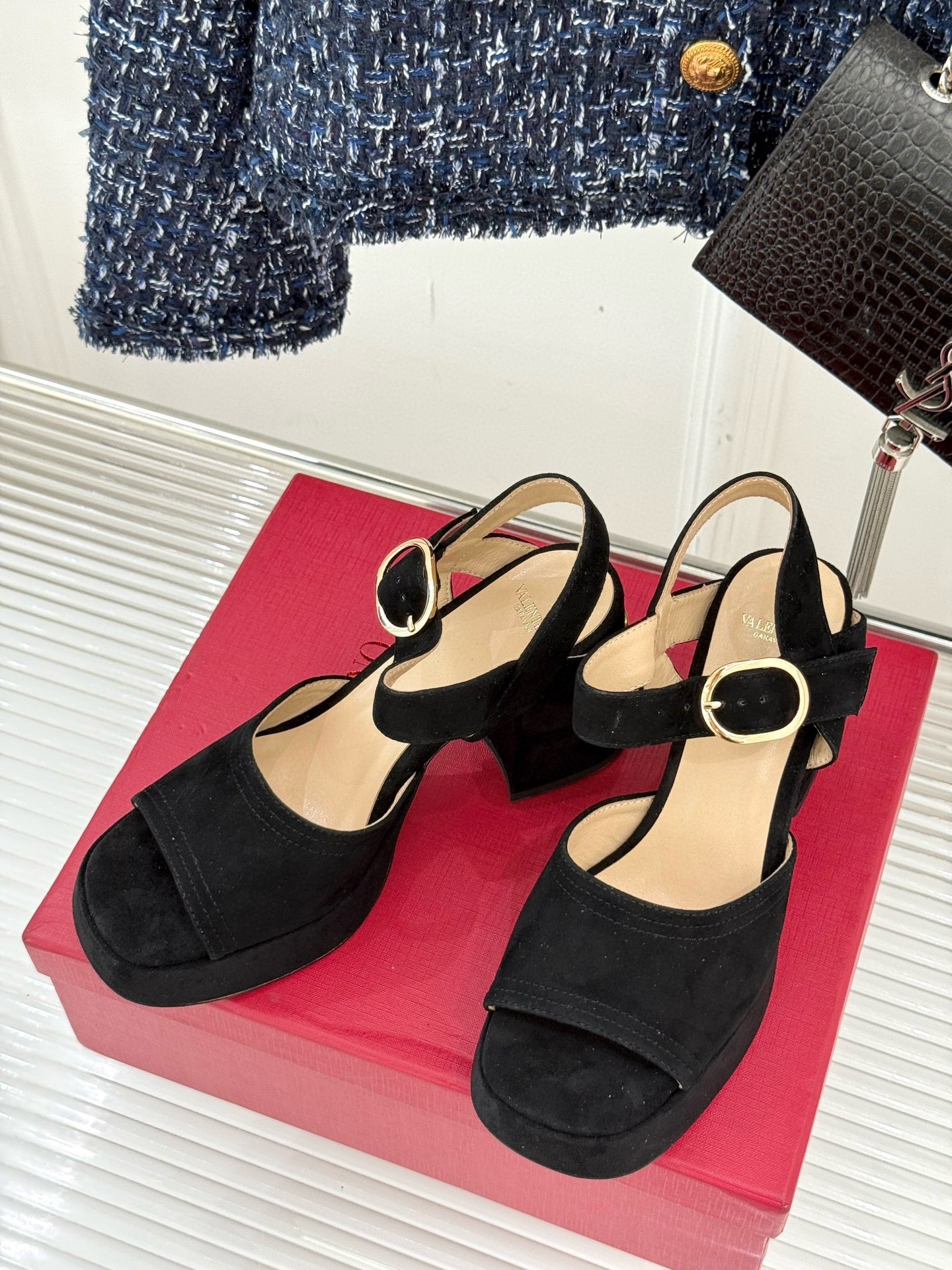 발렌티노 9cm 여자 샌들