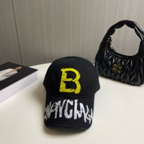 발렌시아가 모자
