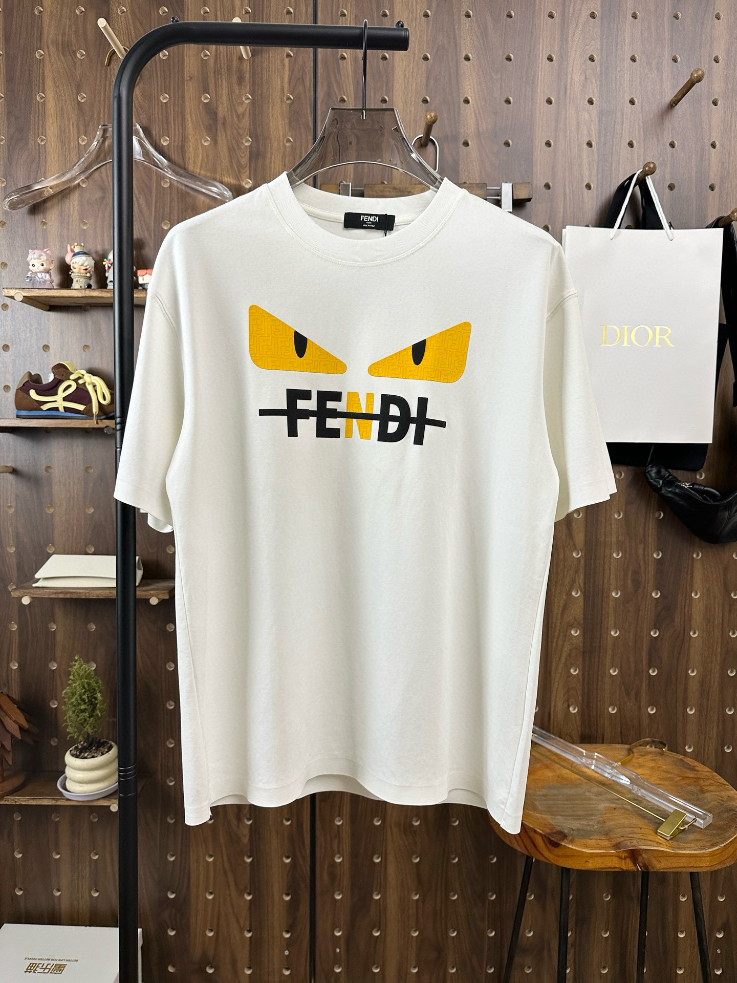펜디 남자 반팔티