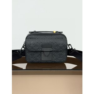 루이비통 M58489 남자가방