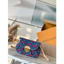 루이비통 M13680 여자가방