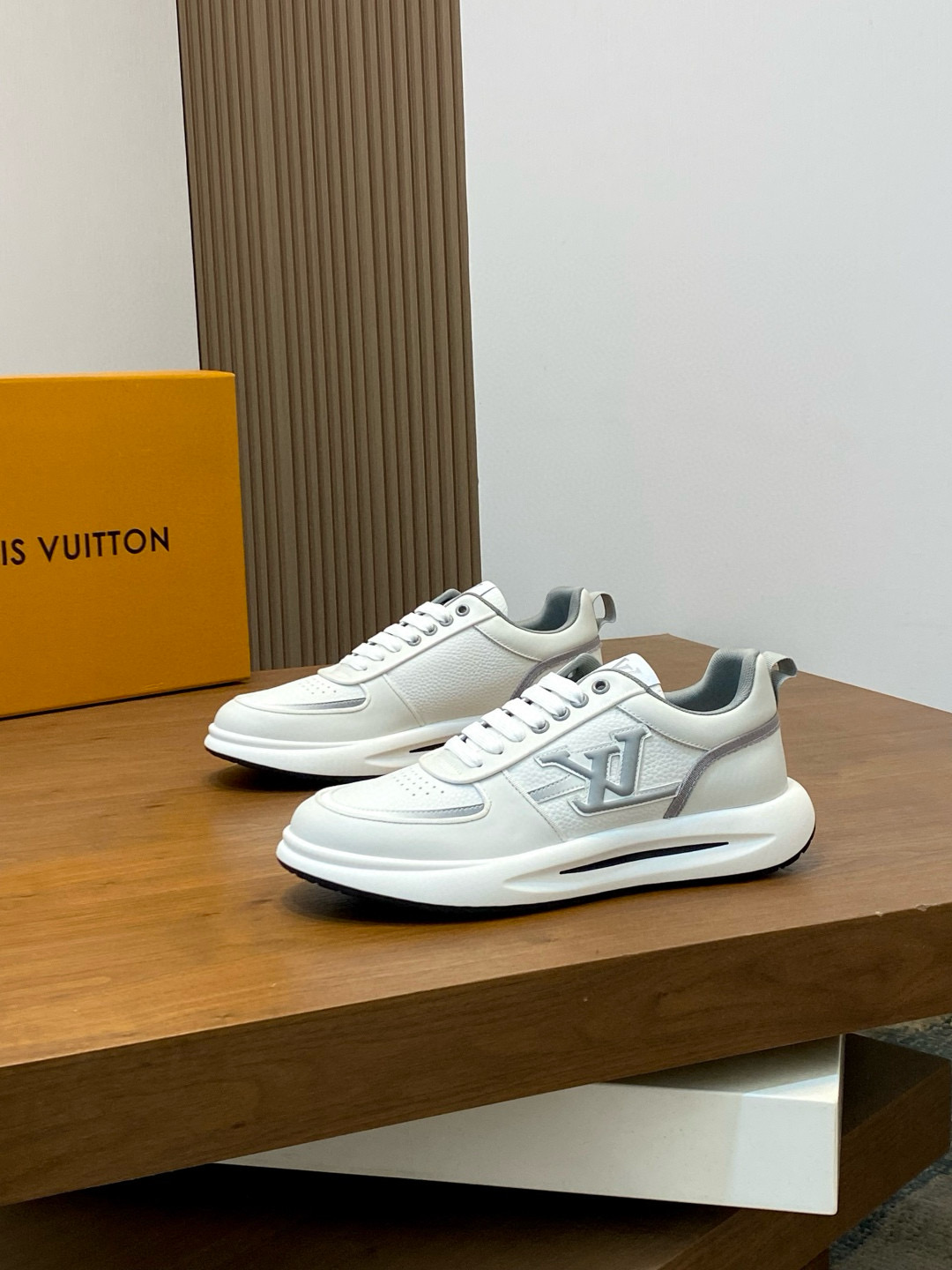 루이비통 남자 신발 운동화 스니커즈