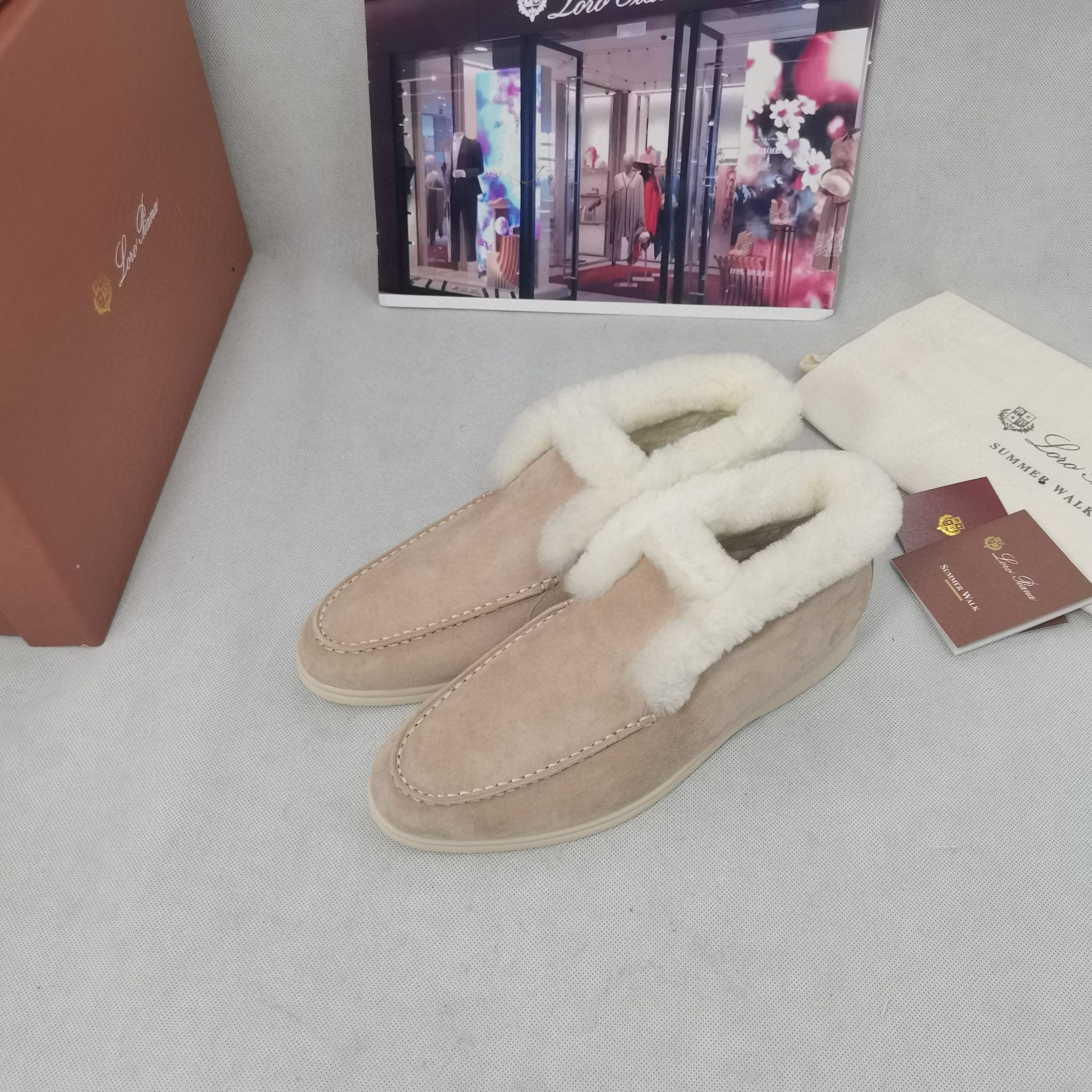 로로피아나 남여공용 부츠