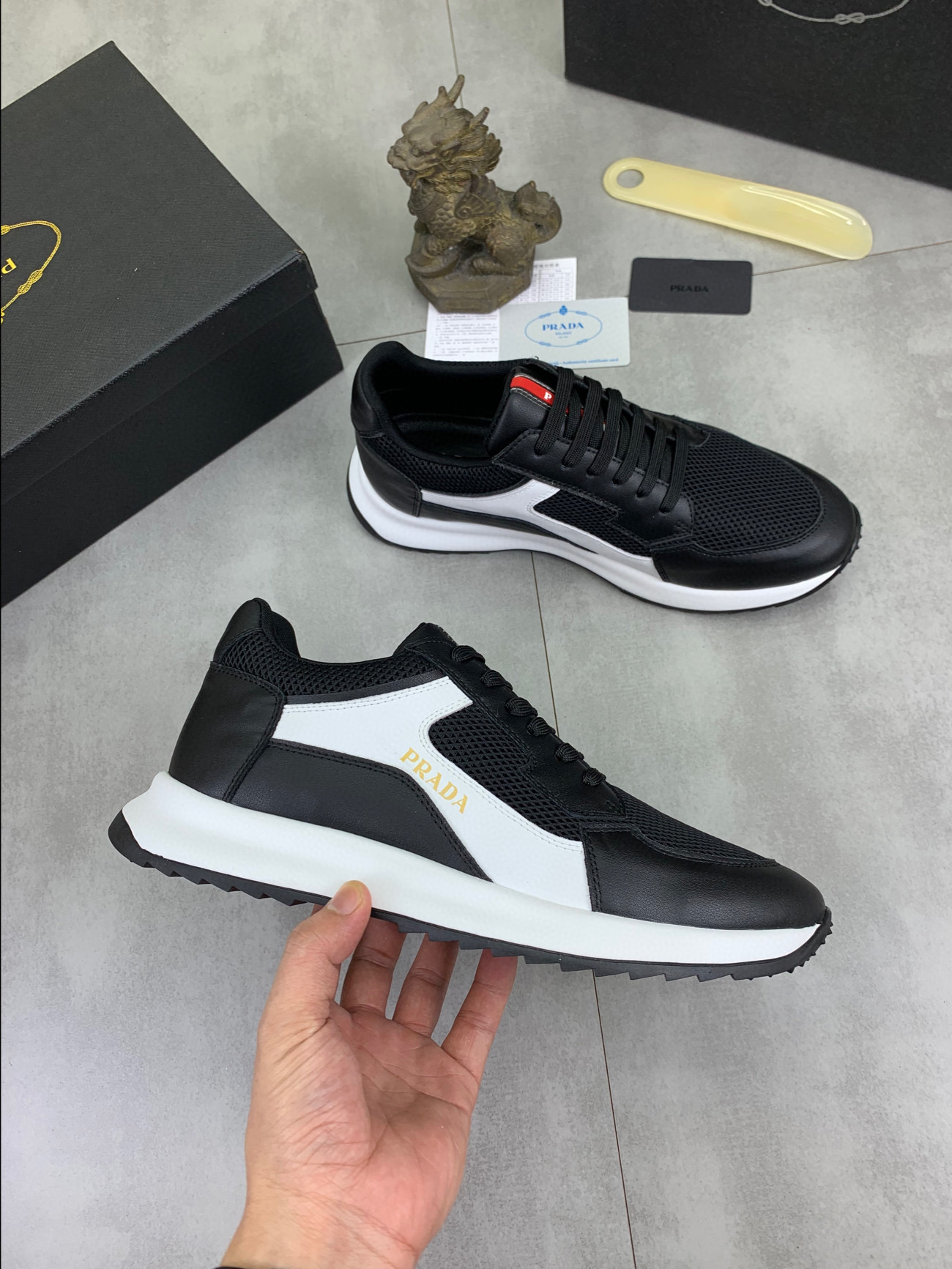 프라다 남자 스니커즈 신발 운동화