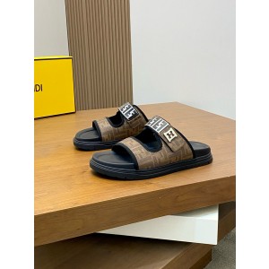 펜디 남자 슬리퍼