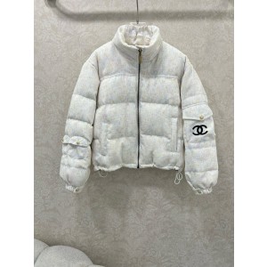 샤넬 여자 패딩