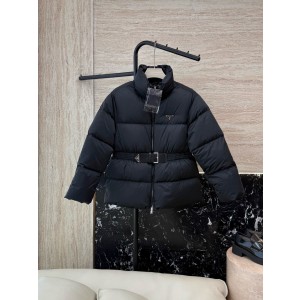 프라다 여자 패딩