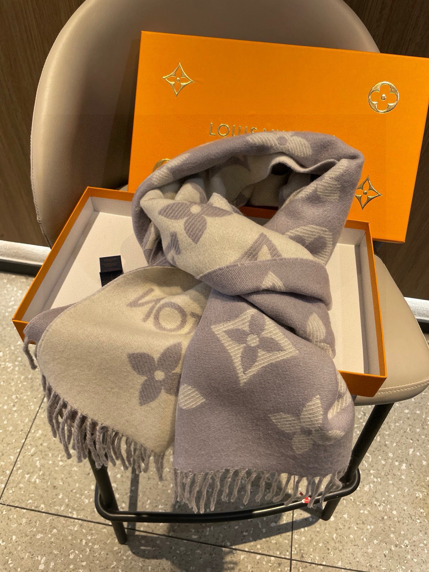 루이비통 스카프
