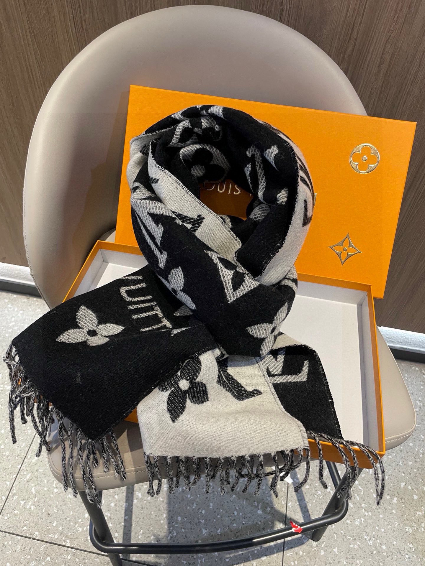 루이비통 스카프