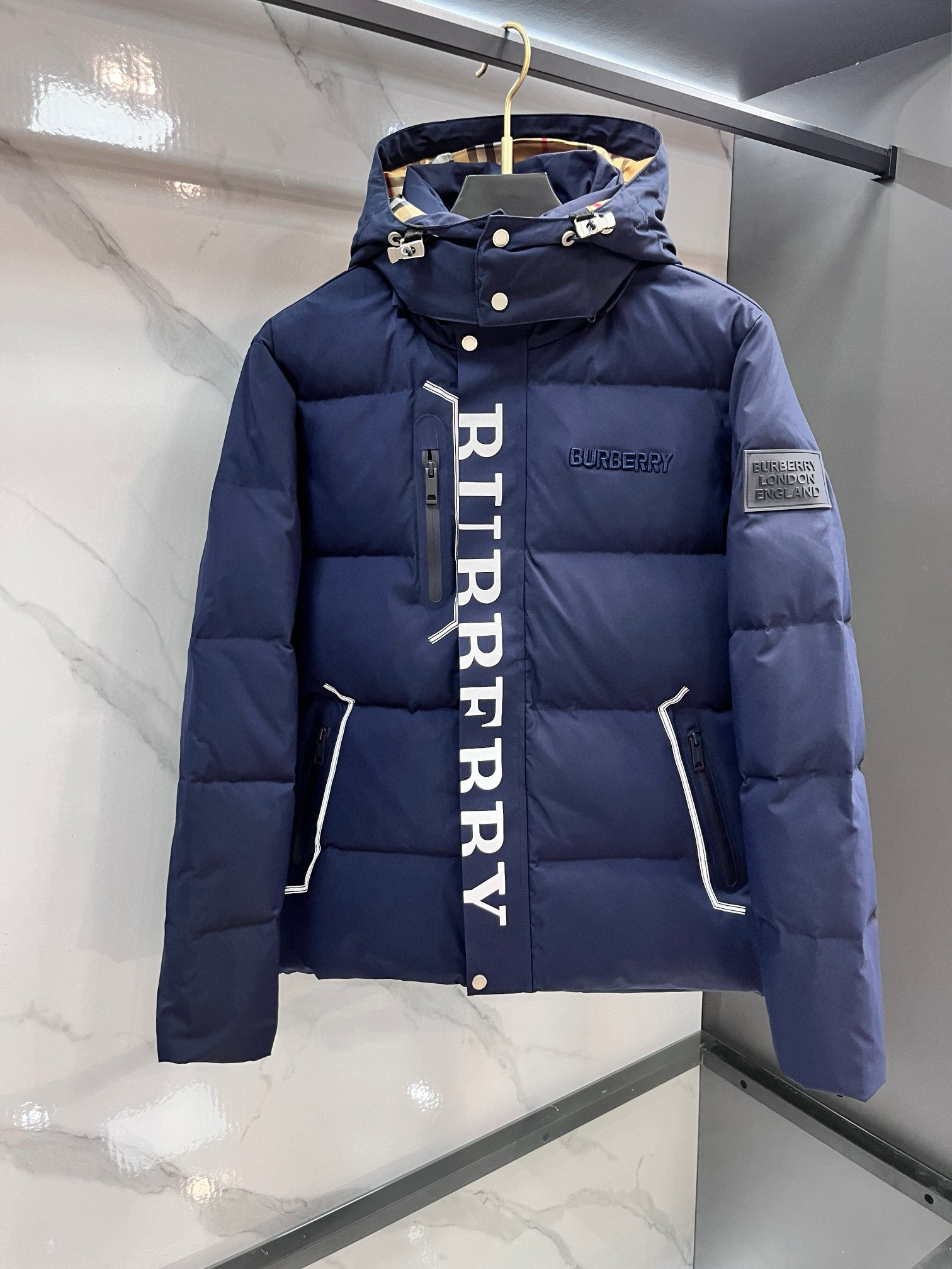 버버리 남자 패딩