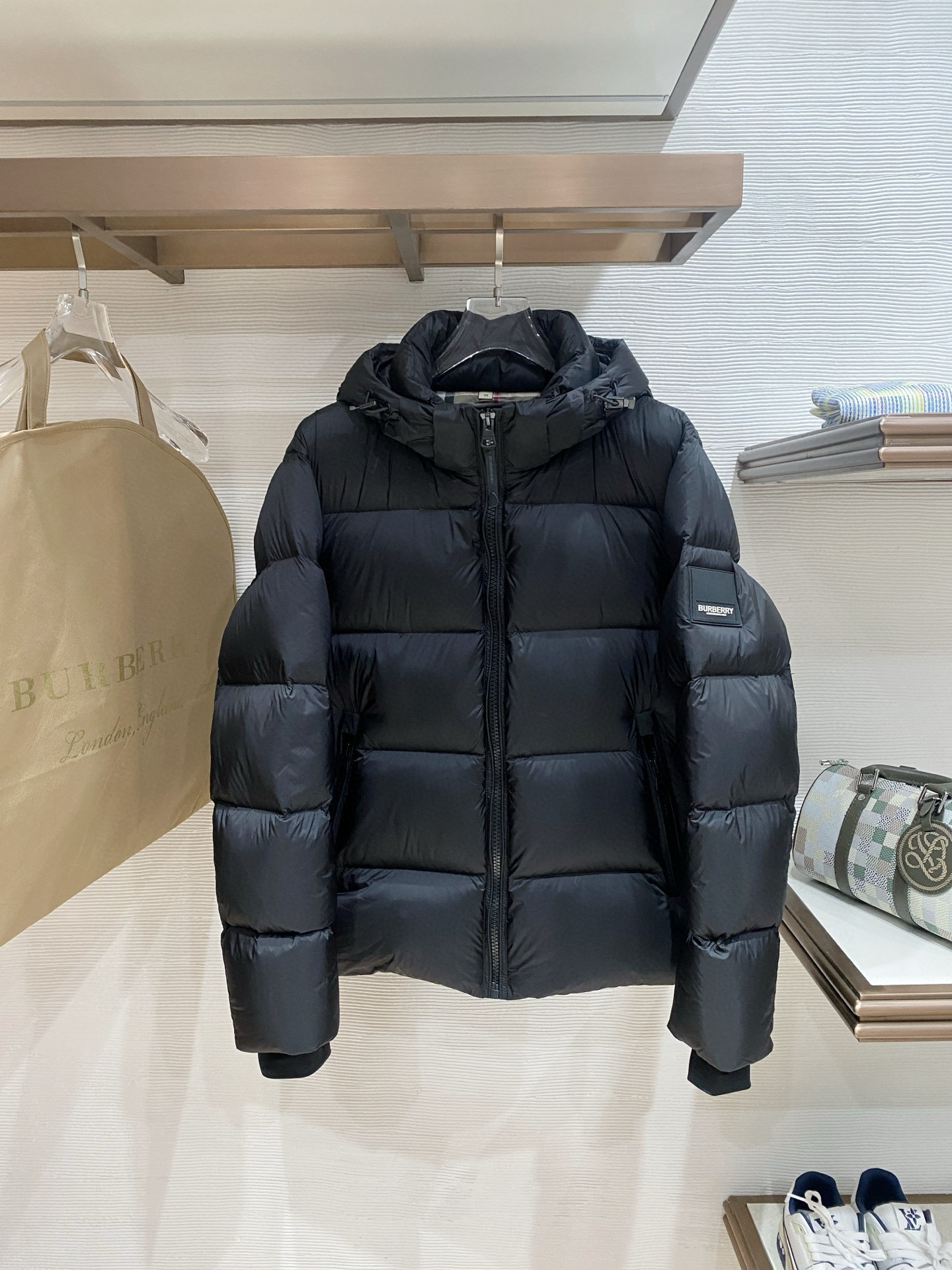 버버리 남자 패딩