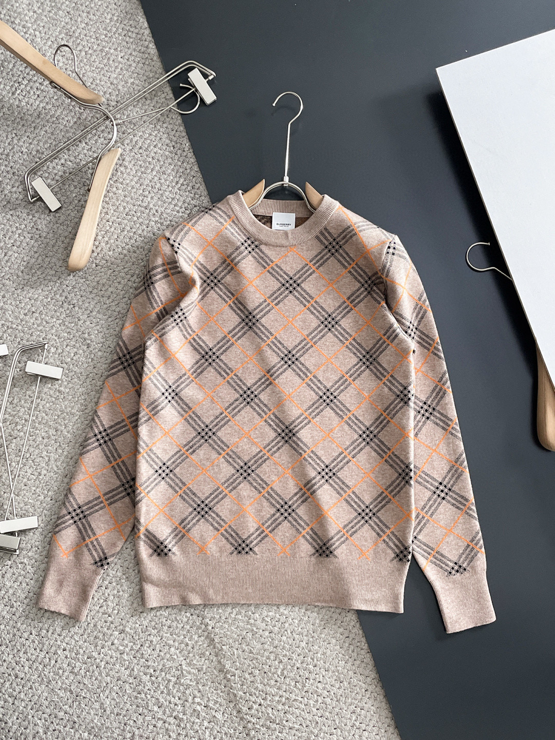 버버리 2컬러 남자 양모 니트