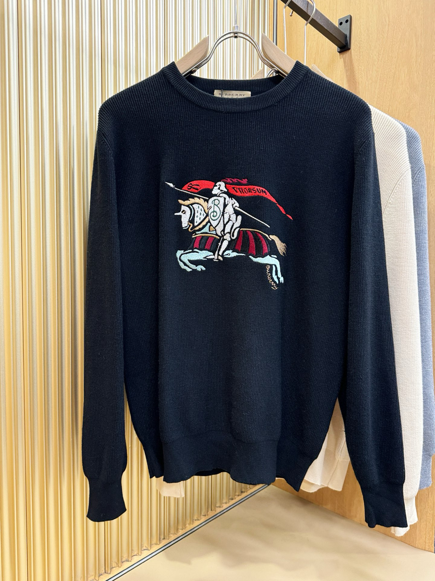 버버리 남자 양모 니트