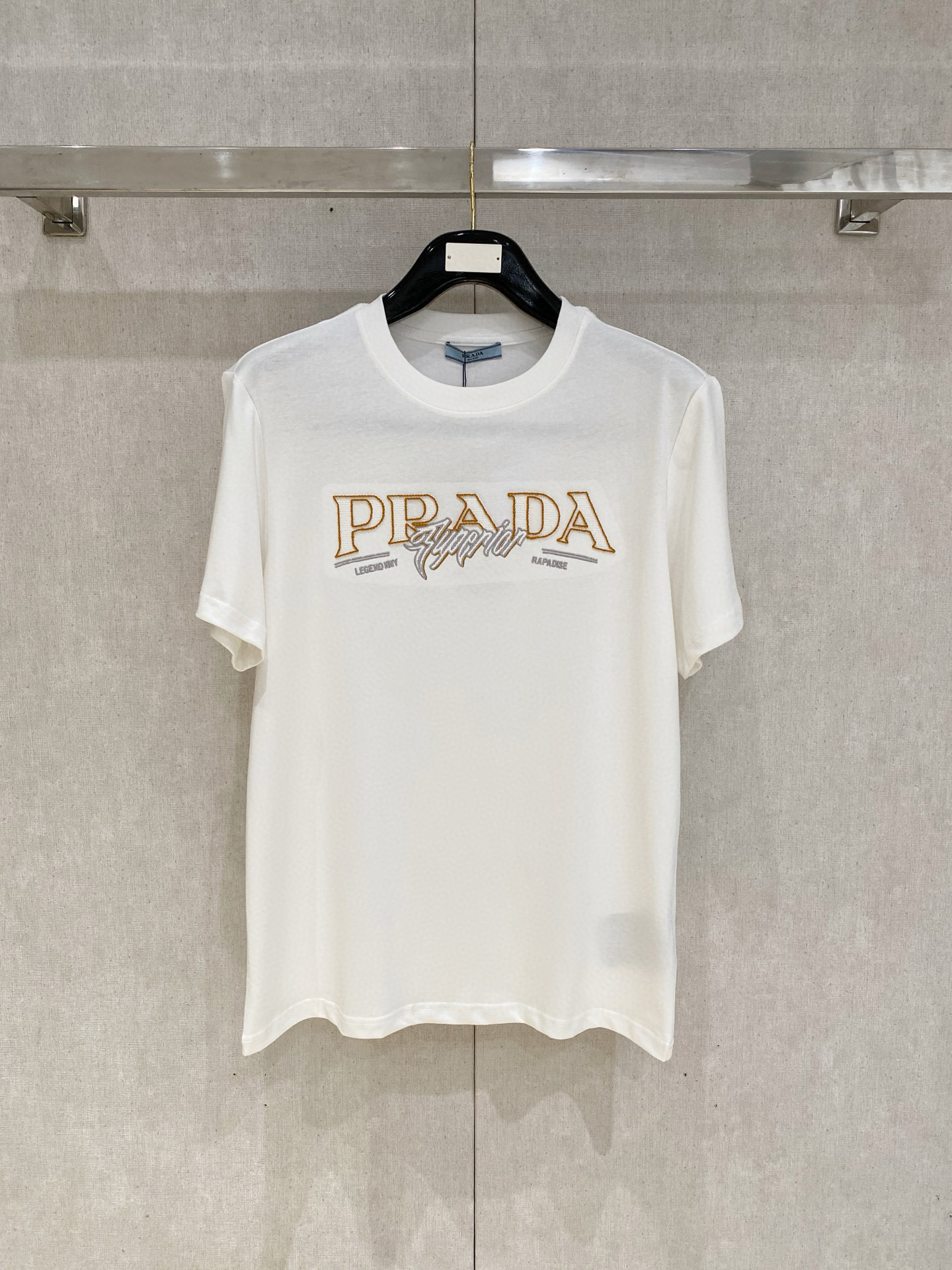 프라다 남자 반팔티