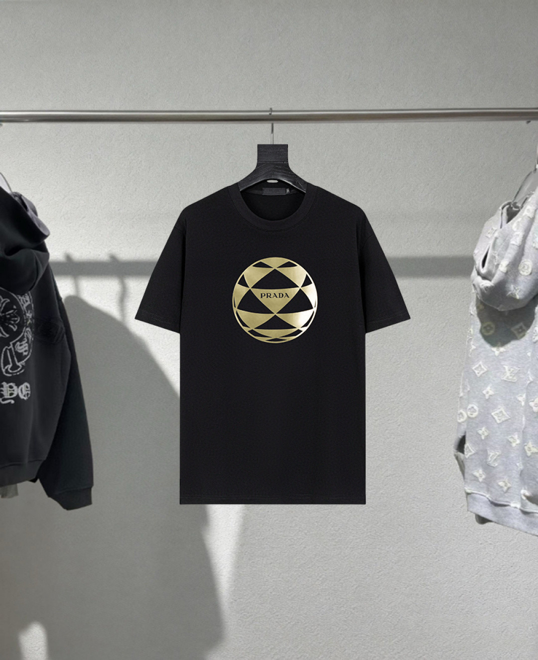 프라다 남자 반팔티