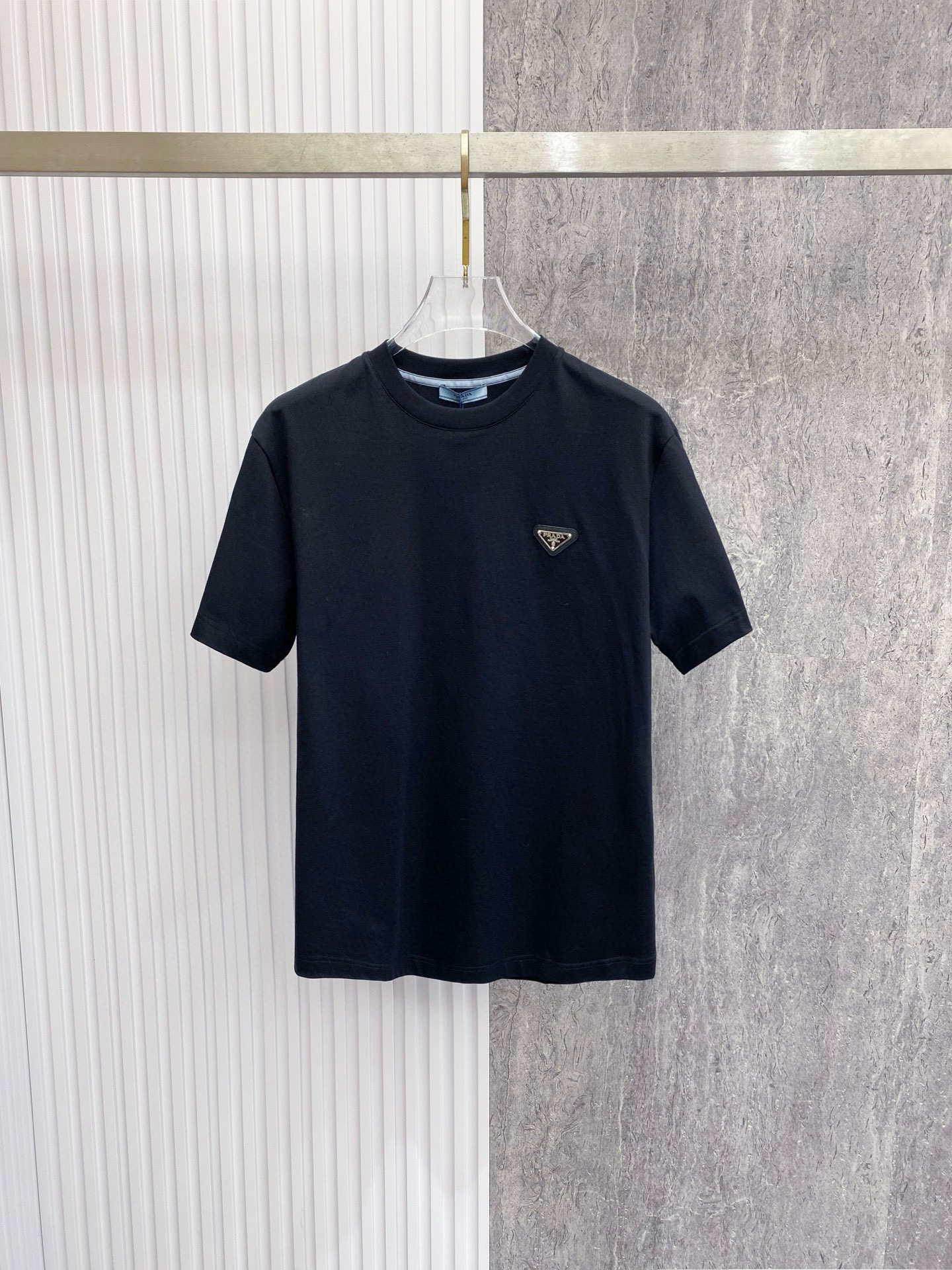 프라다 남자 반팔티