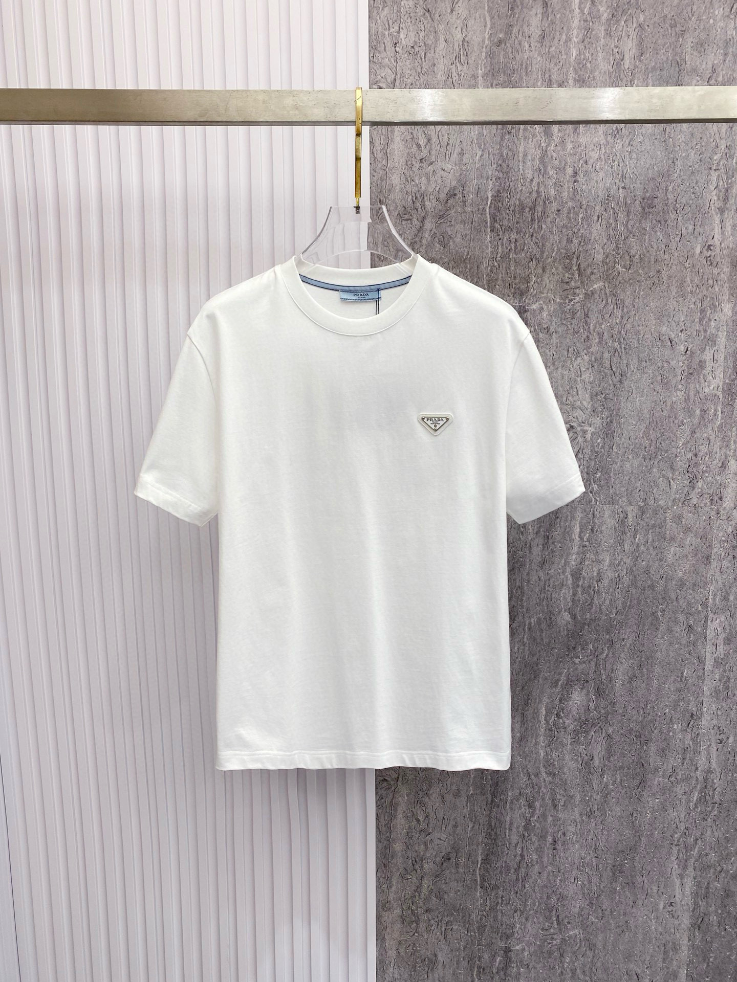 프라다 남자 반팔티