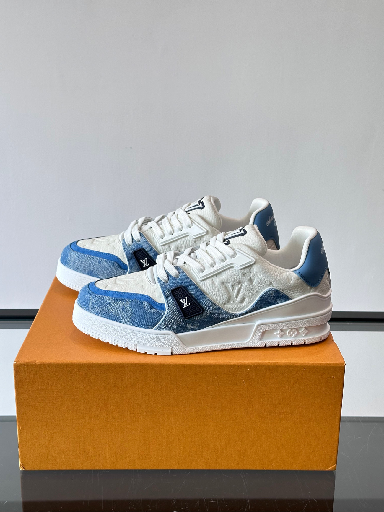 루이비통 트레이너 남자 신발 운동화 스니커즈