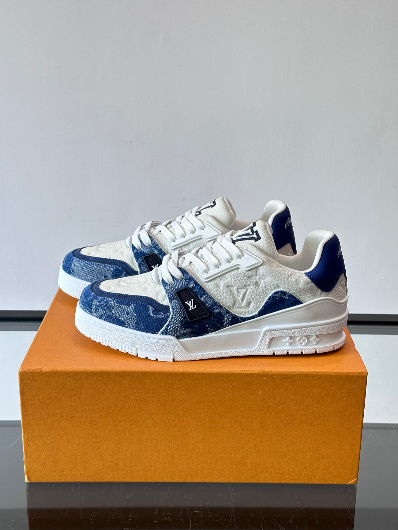 루이비통 트레이너 남자 신발 운동화 스니커즈