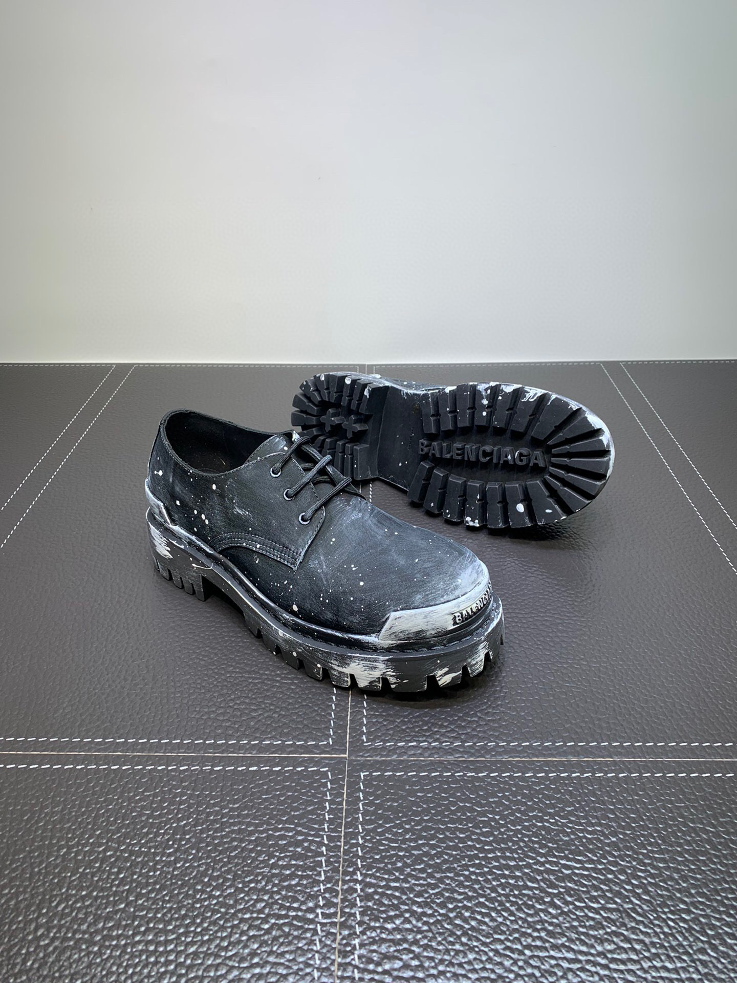 발렌시아가 남자 신발 운동화 스니커즈