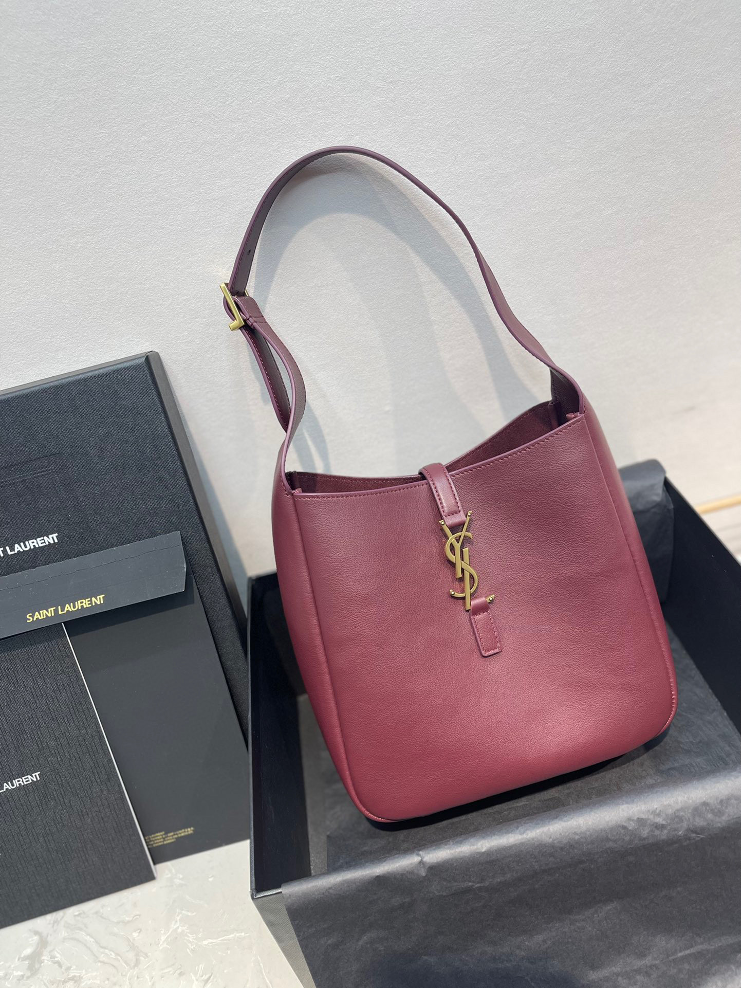 생로랑 여자가방 713938