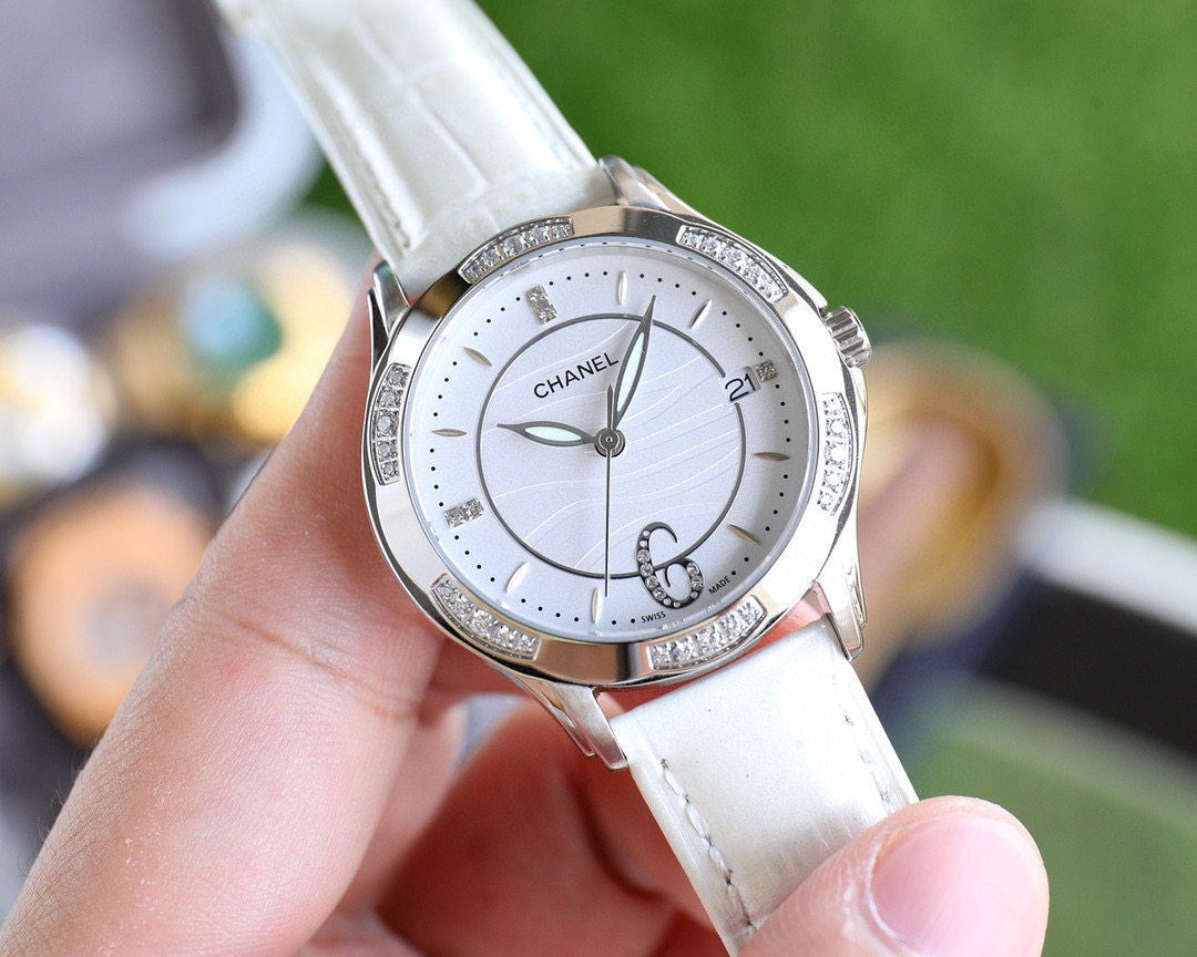 샤넬 A급 여자 시계 4컬러