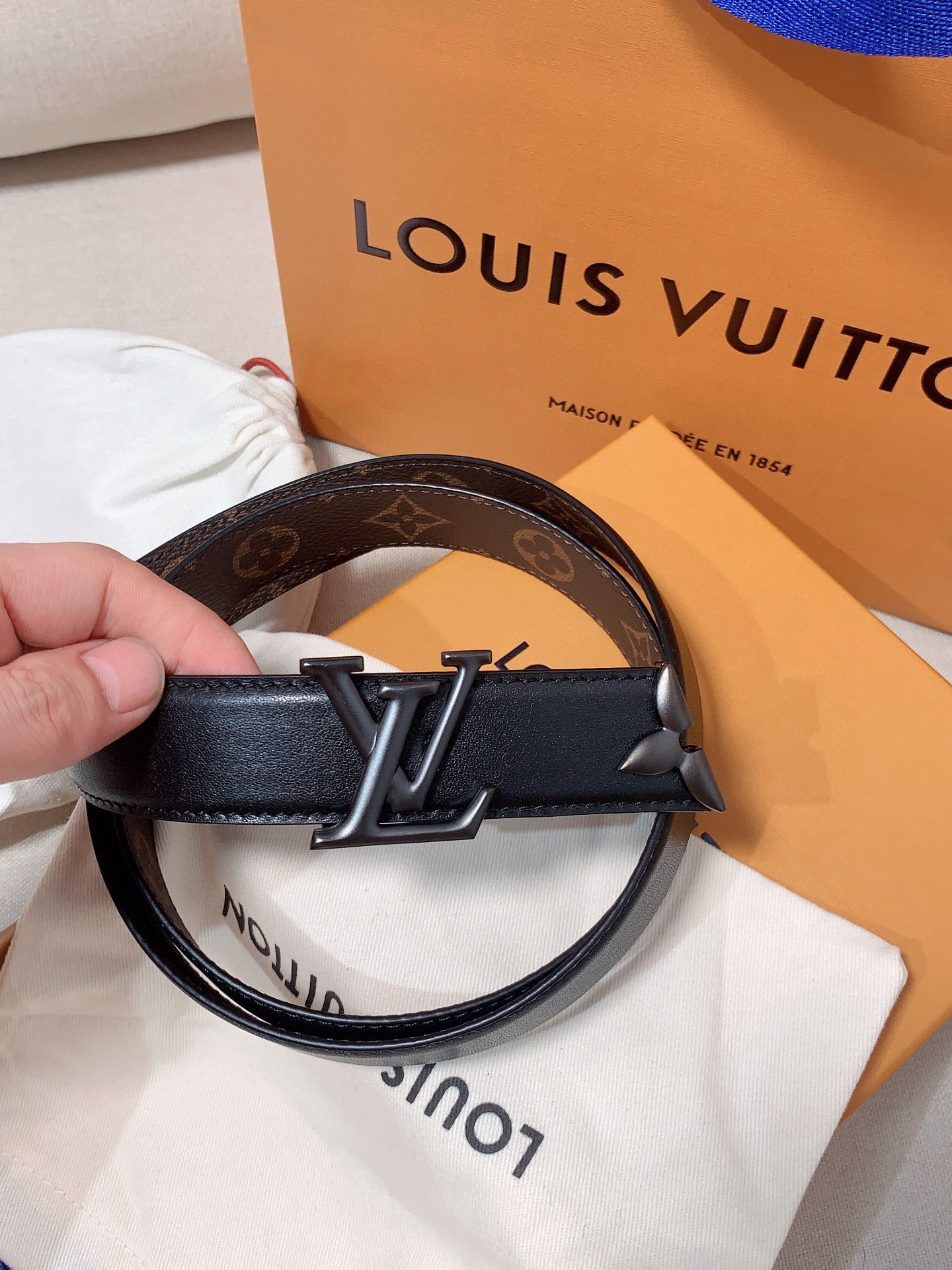 루이비통 여자 벨트