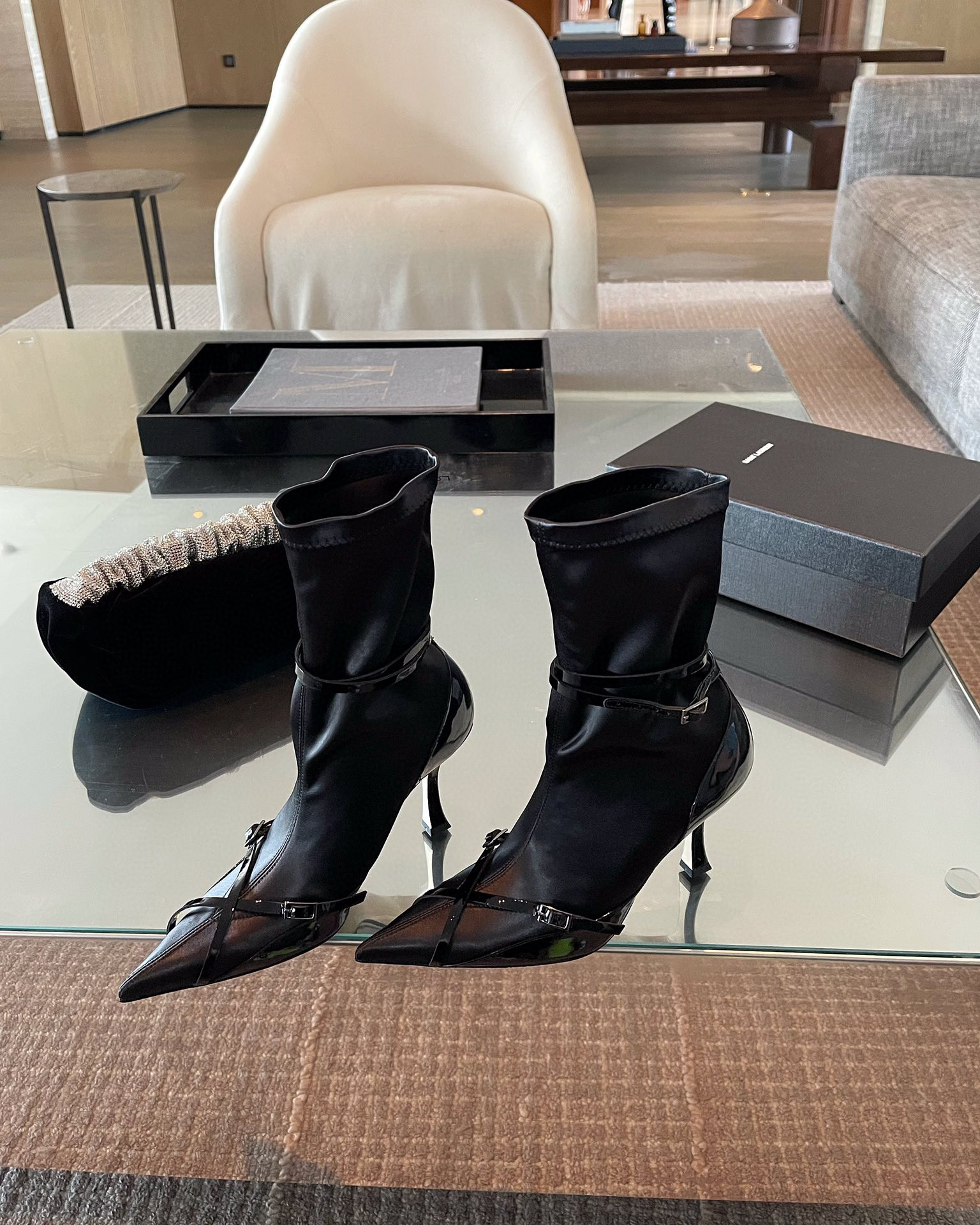 지미추 여자 부츠 힐 8.5cm