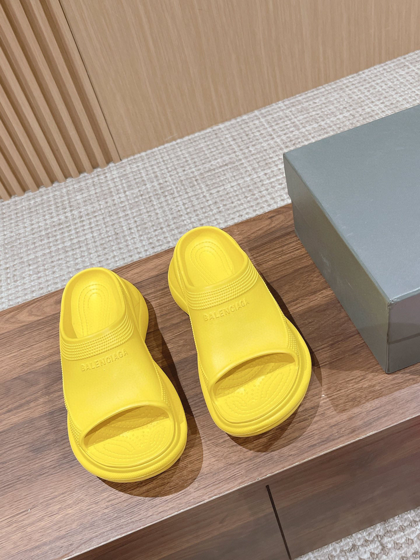 발렌시아가 여자 슬리퍼 6cm