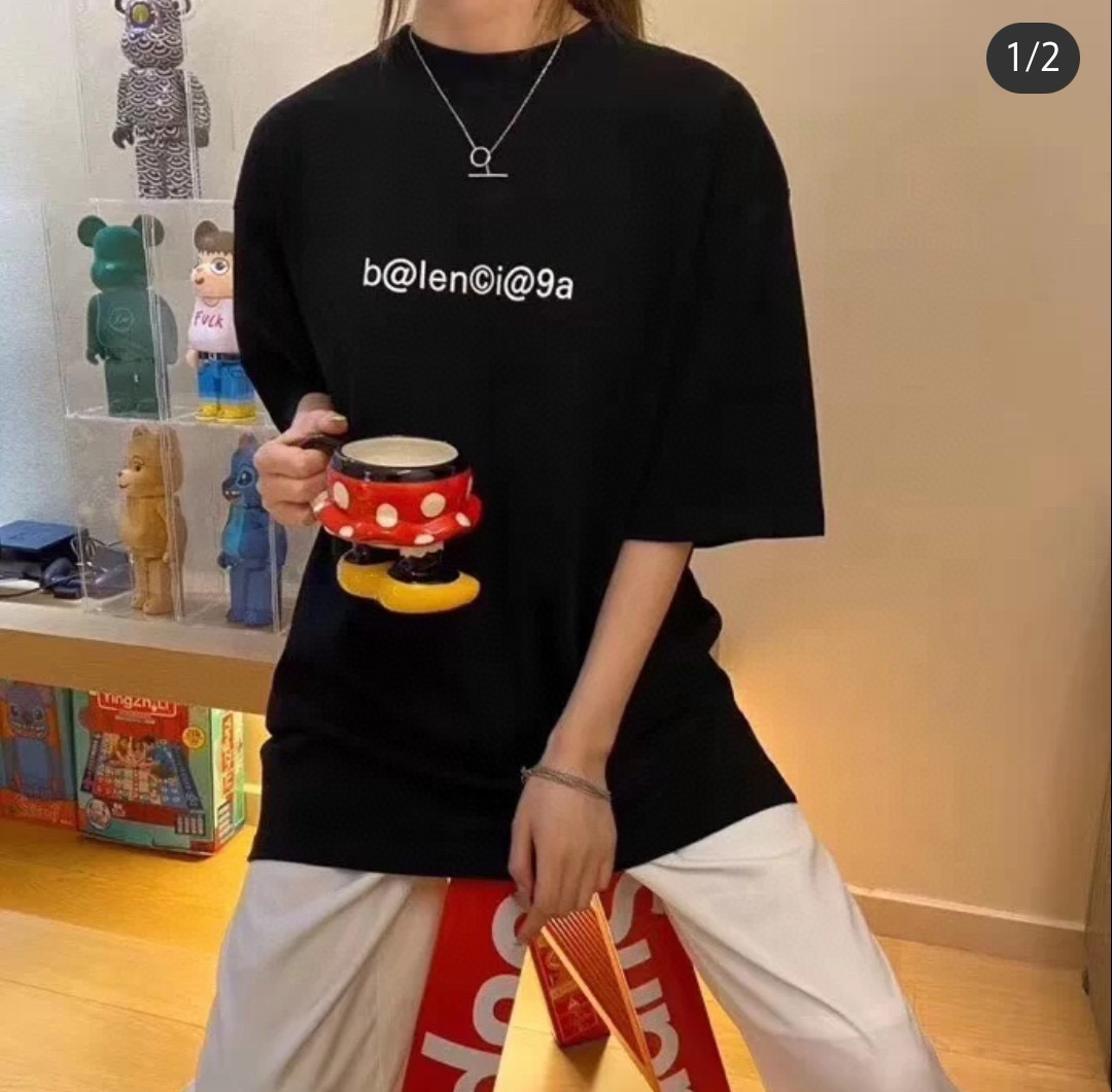 발렌시아가 남녀공용 반팔티