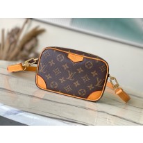 루이비통 M14058 남자가방