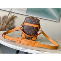 루이비통 M14013 남자가방