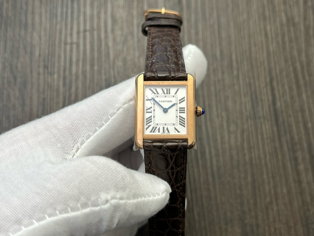 까르띠에 V9공장 미러급 여자시계